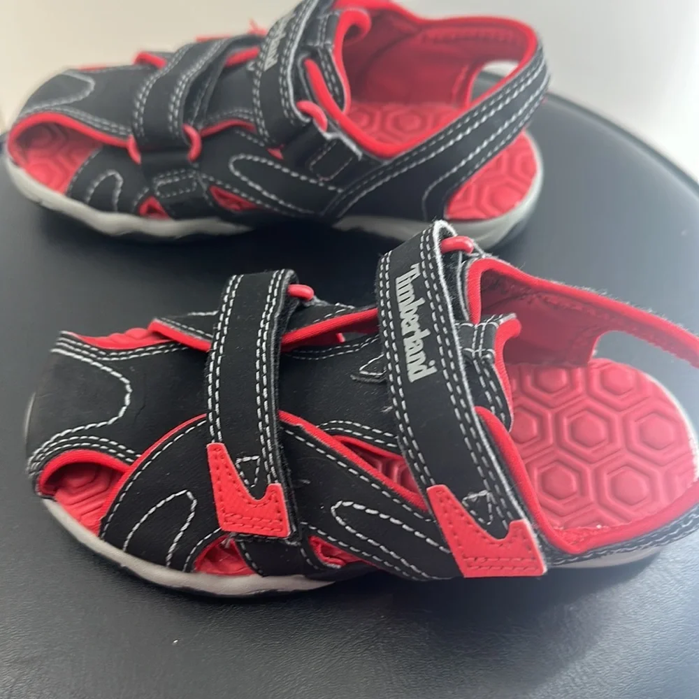 Timberland Boys size 11 sandals black‎ and red
